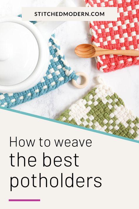 Potholder weaving is back! It's a super fun and easy craft for kids and adults. This tutorial walks you through how to weave the best (modern!) potholders. Yarn Pot Holders, Weaving Pot Holders Loom Patterns, Potholder Loom Loops Diy, Diy Potholder Loom, Loom Potholder Patterns Tutorials, Loom Pot Holders, Potholder Loom Designs, Potholder Loom Projects, How To Make Potholders