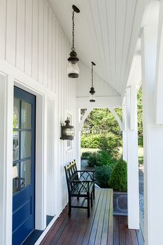 Narrow Porch Decorating Ideas. How to decorate small, narrow porches. #Narrowporch #Smallporch #porchdecor  Banks Design Associates Narrow Porch Decorating Ideas, Narrow Porch, Maine Beach House, Banks Design, Modern Country Living, Farmhouse Porch Decor, Maine Beaches, Fresh Farmhouse, Farmhouse Front Porches