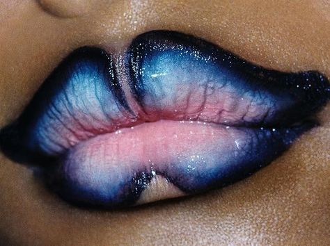 Avant Garde Lip Makeup, Editorial Lip Makeup, Cool Lip Makeup, Creative Lip Makeup, Insane Makeup Looks, Lips Makeup Ideas, High Fashion Makeup Looks, Weird Makeup Ideas, Nail Ideas Unique