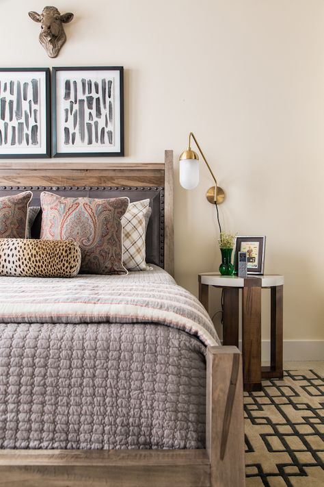 The guest bedroom in the HGTV® Smart Home 2018 features a color scheme composed of neutrals and greys. Painted with Navajo White (HGSW4046) and balanced with bold patterns - the guest room exudes a lovely sense of style. #sponsored Navajo White Bedroom, Bedroom Design Trends, Sport Bedroom, Navajo White, Smart Bed, Apartment Bedroom, Bedroom Pictures, Bedroom Design Ideas, Modern Bedroom Design