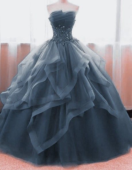 — 𝘤𝘶𝘵𝘦 𝘥𝘳𝘦𝘴𝘴 𝘢𝘦𝘴𝘵𝘩𝘦𝘵𝘪𝘤. Cute Dress Aesthetic, Women's Style Tips, Gowns Aesthetic, Expensive Dresses, Dreamy Gowns, Chic Outfit Ideas, Timeless Wardrobe, Prom Designs, Pretty Prom Dresses