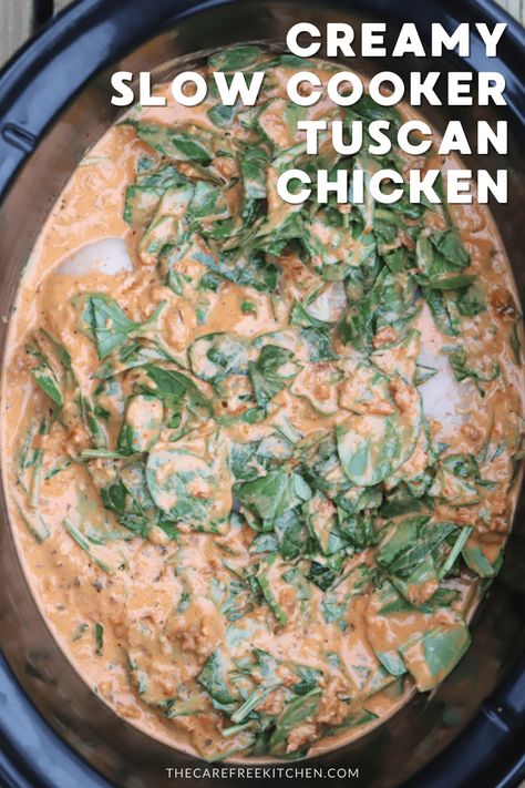 Slow Cooker Tuscan Chicken, Super Easy Crockpot Recipes, Easy Dinner Desserts, Fall Slow Cooker Recipes, Creamy Alfredo Sauce, Chicken Breast Crockpot Recipes, Crockpot Chicken Breast, Garlic Spinach, Easy Slow Cooker Chicken