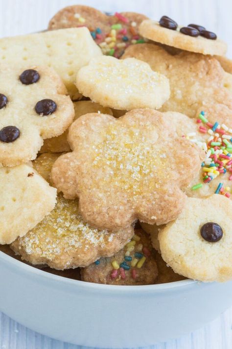 One of the fastest cookie recipes ever! These Cookie Cutter biscuits always go down well - not only at Christmas but all year round. #cookieCutter #baking #cookies   https://www.baking4happiness.com/three-ingredient-biscuits.html Plain Biscuit Recipe, Three Ingredient Biscuits, Easy Biscuit Recipe 3 Ingredients, Marzipan Cookies Recipe, 3 Ingredient Biscuit Recipe, Simple Biscuits, Quick Biscuits, Easy Biscuit, Quick Cookies