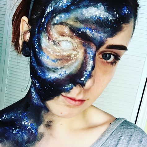 My talented daughter & her Galaxy makeup @zaynerd Fantasy Make-up, Halloweenský Makeup, Make Up Designs, Galaxy Makeup, Drag Make-up, Galaxy Hair, Special Fx Makeup, Theatrical Makeup, Smink Inspiration