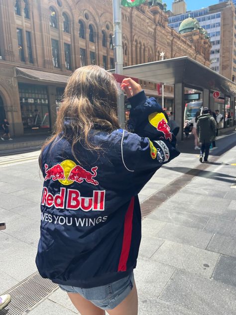 Formula One Outfit, Mclaren Girl, Red Bull Jacket, Wag Outfits, F1 Outfit, Formula 1 Aesthetic, Bomer Jacket, Racing Aesthetic, Aesthetic Merch