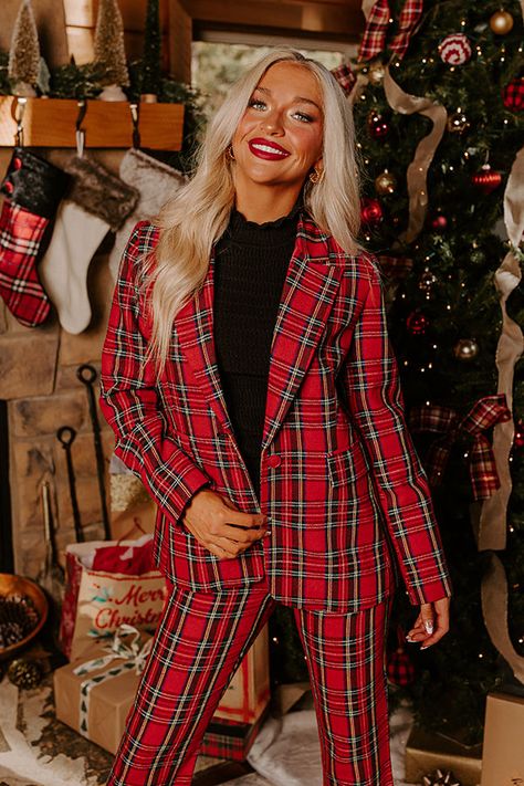 Red Plaid Blazer Outfit Women, Tartan Outfit Women, Plaid Suits Women, Red Plaid Blazer, Plaid Blazer Outfit, Christmas Choir, Christmas Attire, Trendy Christmas Outfits, Fall Style Guide