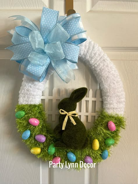 Bunny Wreath Diy, Easter Crafts To Make, Easter Crafts Dollar Store, Easter Door Wreaths, Easter Crafts For Adults, Decorative Balls, Easter Wreath Diy, Easter Spring Wreath, Easter Egg Wreath