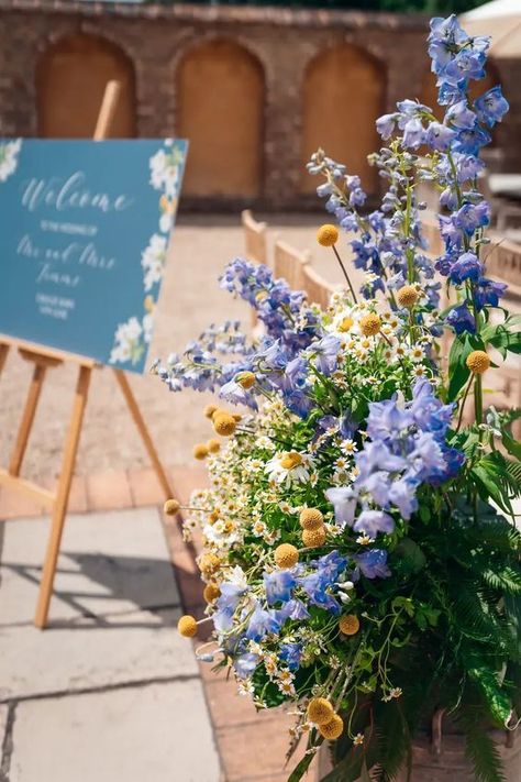 Blue Wild Flowers Wedding, Yellow Flowers Wedding Decoration, Yellow Bridal Flowers, Bluebell Wedding Theme, Wildflower Blue Wedding, Pastel Yellow And Blue Wedding Theme, Blue Purple Yellow Wedding, Yellow Blue Wedding Theme, Pastel Yellow And Blue Wedding