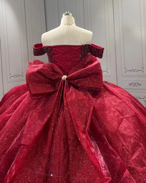 Custom Made Burgundy Quinceanera Dress #reddress #reddress #15años #quincedress #girl Quinceanera Dresses Wine Red, Burgundy Quince, Burgundy Quinceanera, Sweet 15 Ideas, Burgundy Quinceanera Dresses, Preformance Outfits, Quinceanera Dress, Sweet 15, Quinceanera Dresses