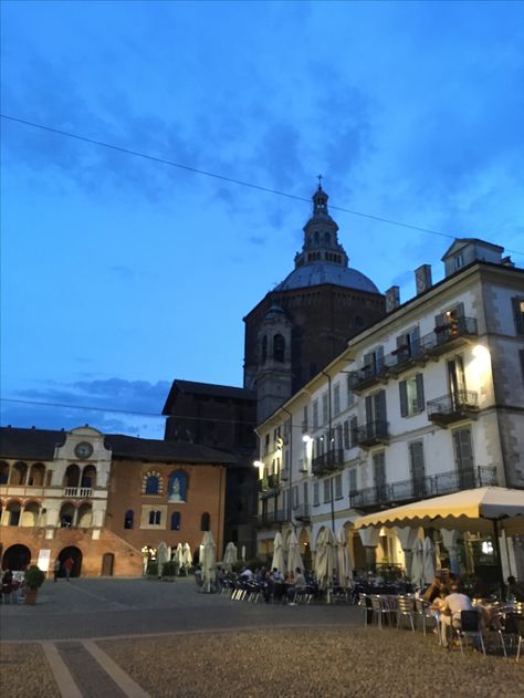 Mantova (Mantua), Lombardy, Italy. Mantua Italy, Lombardy Italy, Town Square, Captured Moments, At Night, Street View, Italy, In This Moment, Square