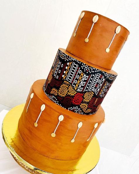 Ruracio Cake Ideas, Ruracio Cake Designs, African Lobola Cakes, Lobola Cake Ideas, Traditional Cake Designs, Traditional Cakes Wedding African, Zulu Traditional Wedding Cakes, Africa Cake, African Wedding Cakes