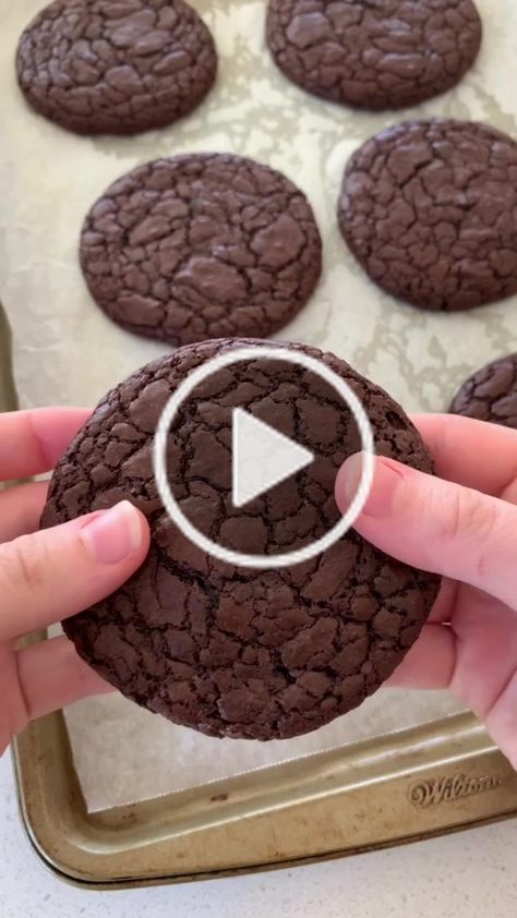 bakingenvy (@bakingenvy) has created a short video on TikTok with music Lets Link. | fudgy brownie cookies 🍫 #cookies #didyouknow #chocolaterecipe #quickrecipes #easyrecipe #homecooking #tiktokrecipe #recipe #bakingrecipe #foryou #fyp Resipi Kek, Chocolate Dishes, Chocolate Recipes Homemade, Fudgy Brownie, Easy Baking Recipes Desserts, Tasty Baking, Back Porch Ideas, Sweet Snacks Recipes, Baked Dessert Recipes