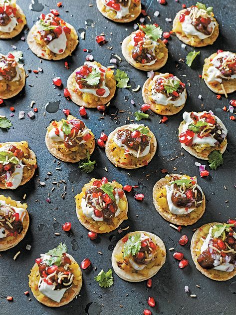 Papri chaat | Food and Travel Magazine Papri Chaat, Fruit Kabob, Spiced Potatoes, Chocolate Bowl, Indian Appetizers, Pani Puri, Chaat Recipe, Food Snack, Indian Street