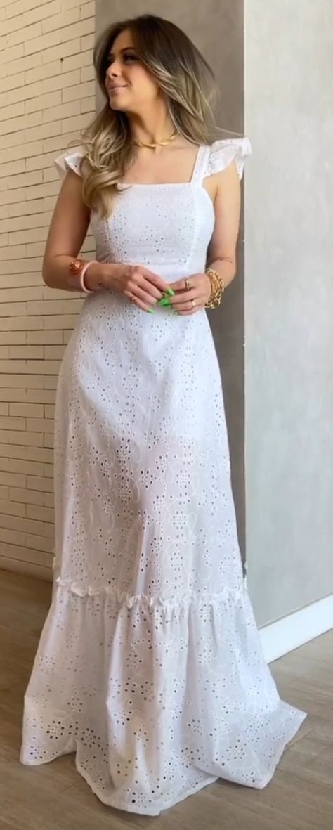 Simple Long Dress, Pretty White Dresses, Simple Frock Design, Long Skirt Fashion, Frock Fashion, Beautiful Casual Dresses, Frock Patterns, Frock For Women