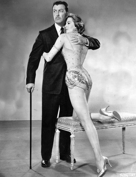 Cyd Charisse & Robert Taylor in "Party Girl" 1958 Stars D'hollywood, Cyd Charisse, Robert Taylor, Ann Margret, Actrices Hollywood, Movie Couples, Hollywood Legends, Foto Vintage, Party Girl