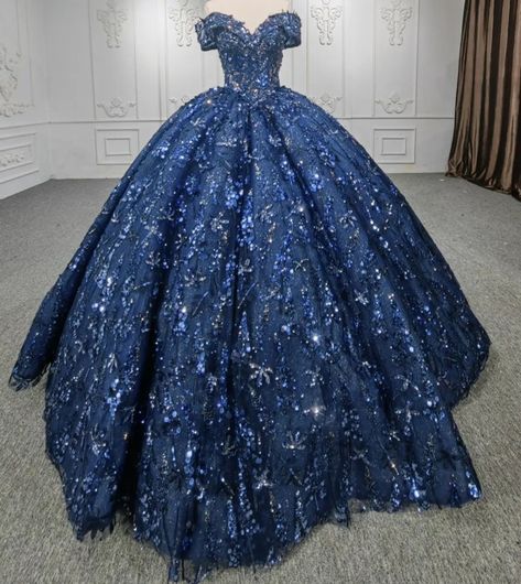 Navy Blue Quinceanera Ideas, Dark Blue Quinceanera Dresses, Blue Quinceanera Ideas, Cowgirl Wedding Dress, Navy Blue Quinceanera Dresses, Royal Blue Quince, Xv Dresses, Sweet 15 Party Ideas Quinceanera, Debut Dresses