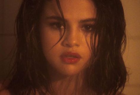 null   # amreading # books # wattpad Selena Gomez Short Hair, Selena Gomez Photos, Selena Gomez Pictures, Selena G, Marie Gomez, Shopping Chanel, American Music Awards, Hottest Pic, Music Awards