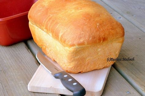 Finally the basic white bread...:)..Its been long time I was thinking of baking this...either my laziness or the scarcity of ingredients wo... Betty Crocker White Bread Recipe, Crusty White Bread Recipe, Country White Bread Recipe, White Bread Machine Recipes, Basic White Bread, Biscuits Pizza, Rolls Baking, Savory Baking, White Bread Recipe