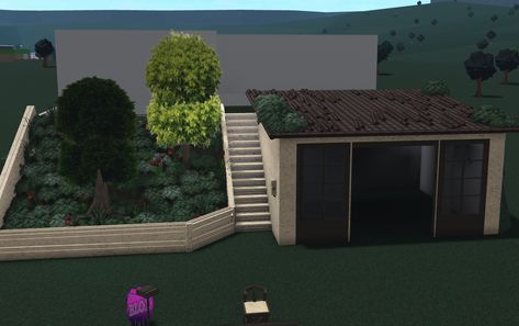 Hillside Landscaping Bloxburg, House On A Hill Bloxburg, Bloxburg Terrain, Bloxburg Palace Ideas, Hill House Bloxburg, Custom Tree Bloxburg, Front Yard Bloxburg, Bloxburg Parking Lot, Bloxburg Detailed Builds