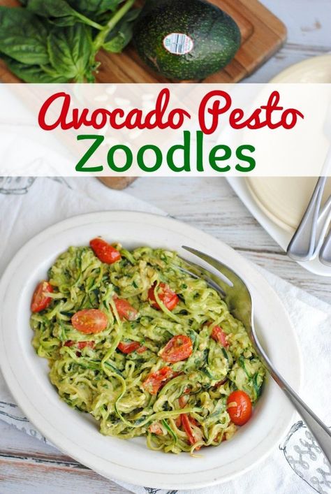 Avocado Pesto Zoodles: Vegetarian Keto Recipe via @brettmartin Pesto Zoodles, Zoodle Recipes, Avocado Pesto, Spiralizer Recipes, Vegetarian Keto, Keto Diet Menu, Vegan Keto, Keto Recipe, 21 Day Fix