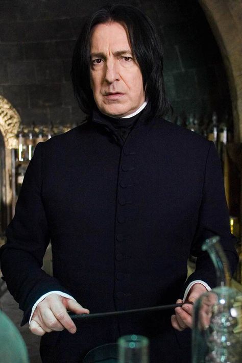 I miss Severus Snape's lectures. Rogue Harry Potter, Severus Sneep, Quiz Harry Potter, Alan Rickman Snape, Film Harry Potter, Professor Severus Snape, Harry Potter Quiz, Tapeta Harry Potter, Alan Rickman Severus Snape