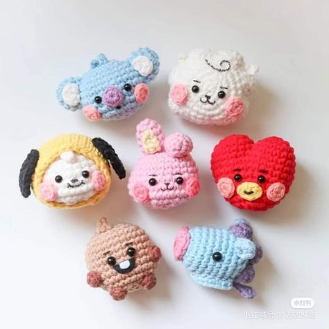 Crochet Bt21 Pattern, Bt21 Crochet Free Pattern, Bts A Crochet, Bts Crochet Pattern, Bt21 Pattern, Cute Crochet Keychains, Bts Amigurumi, Bts Diy, Seni Korea