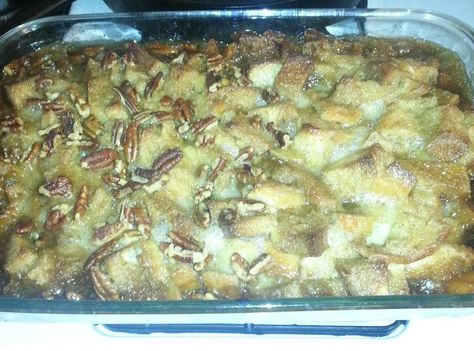 Yum... I'd Pinch That! | French Toast Casserole Maple Bread Pudding Recipe, Maple Bread, Simple Supper, Magnolia Bakery Banana Pudding, Old Fashioned Bread Pudding, French Toast Casserole Recipes, Toast Casserole, Best Pasta Salad, Bread Pudding Recipe