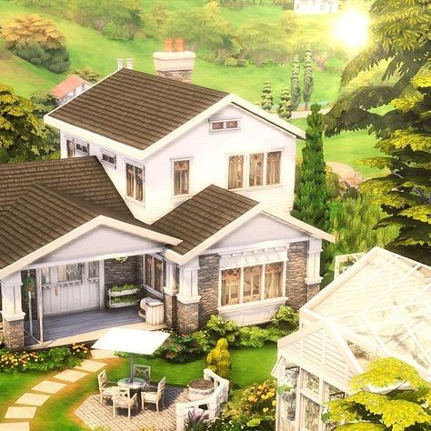 Sims 4 Craftsman Cc, Sims 4 Starter Home, White Greenhouse, Sims 4 Houses Layout, Cc Sims4, Sims 4 Family, Pool House Plans, Sims 4 House Plans, Sims 4 House Building