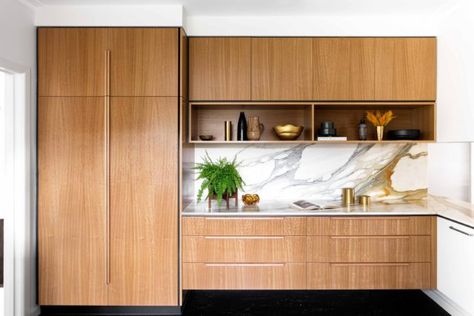 Cantilever Interiors, Top Kitchen Designs, Modern Kitchen Renovation, Custom Kitchens Design, Mid Century Modern Kitchen, Timeless Furniture, Best Kitchen Designs, Kitchen Design Trends, Mid Century Kitchen