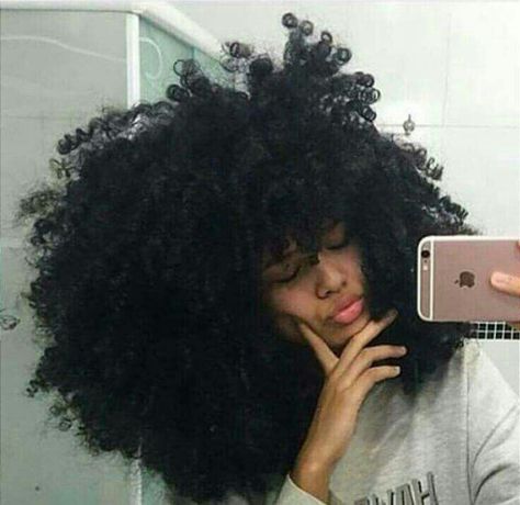 Natural Hair! Gorgeous! Cabello Afro Natural, Twisted Hair, Big Hair Dont Care, Lisa Rinna, Beautiful Natural Hair, Pelo Afro, Healthy Hair Journey, Natural Hair Beauty, Natural Hair Inspiration