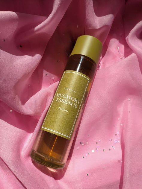 Mugwort Essence, Evening Skincare Routine, Evening Skincare, Skincare Products Photography, Products Photography, Big Bottle, Liquid Gold, K Beauty, Korean Skincare