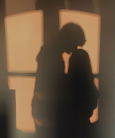 Kissing Silhouette, Sunset Shadow, Couple Shadow, Universal Language, Shadow Pictures, The Shadow