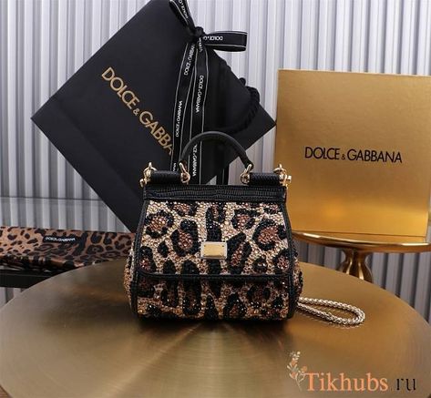 Dolce & Gabbana Black Mini Sicily Handbag 16cm - tikhubs.ru Dg Bag, Skull Bags, Bridal Bag, Pink Skull, Dubai Mall, Evening Clutch, Big Heart, Medium Bags, Black Mini