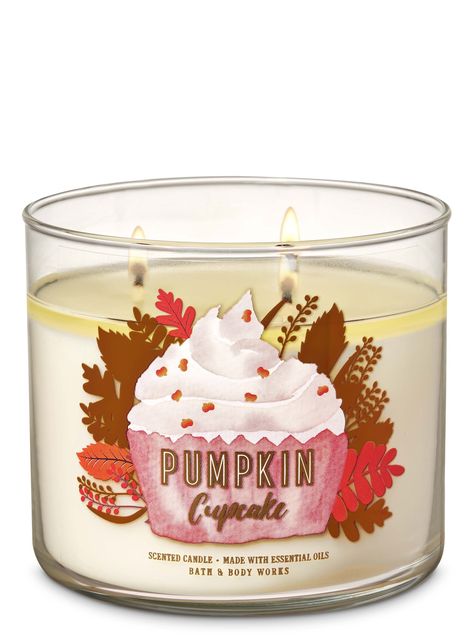 Pumpkin Bath And Body Works, Bath And Body Works Candles, Pumpkin Scented Candles, Pumpkin Cupcake, Candle Obsession, Cupcake Candle, Bath N Body Works, Pumpkin Scent, Bath Body Works Candles