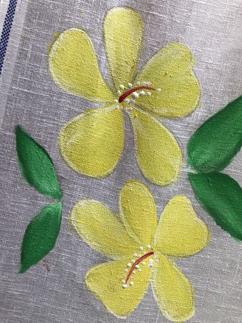 Febric Penting Design Simple, Arri Design, Madhavi Latha, Handpainted Suits, Painting Sarees, Blouse Painting, Suit Painting, Fabric Colour Painting, Gingham Embroidery