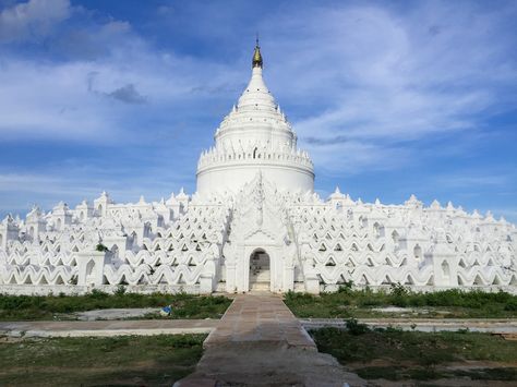 Mandalay Pagoda, Hsinbyume Pagoda, Myanmar Pagoda, Facebook Cover Photos Love, Travelling Ideas, Just Friends Quotes, Biker Photography, Myanmar Travel, Landscape Images