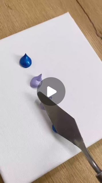 paper & pencil on Instagram Simple Painting Ideas Step By Step, Satisfying Art Painting, Blue And White Canvas Painting Diy Art, Colored Pencil Christmas Art, Painting Tutorial Acrylic Step By Step, Sculpture Painting Tutorial, Paint Tutorials, Abstract Art Paintings Acrylics, Paper Pencil