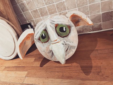 Hermione Pumpkin, Dobby Pumpkin, Harry Potter Decorated Pumpkin, Harry Potter Pumpkin Decorating Ideas, Painted Pumpkins Harry Potter, Owl Diaries Pumpkin Decorating, Painting Pumpkins Harry Potter, Voldemort Pumpkin Painting, Harry Potter Pumpkin Painting