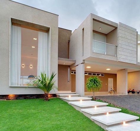 Glass Railings, Exterior Stairs, Stairs Architecture, تصميم للمنزل العصري, التصميم الخارجي للمنزل, Minimalist House Design, Modern Houses Interior, House Decorations, House Front Design