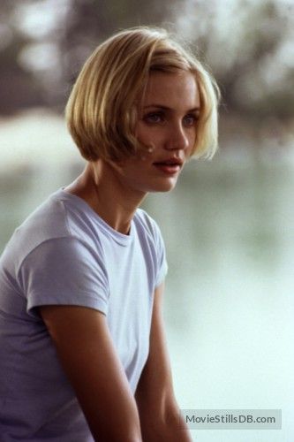 There's Something About Mary (1998) Cameron Diaz Cameron Diaz Short Hair, A3 Hair, Cameron Diaz Hair, Something About Mary, Makeup Games, Haircut Styles For Women, New Short Haircuts, New Short Hairstyles, Popular Short Hairstyles