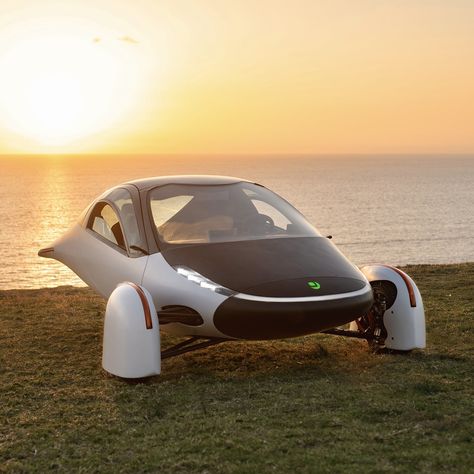 Airbus Helicopters, Carbon Fiber Composite, Solar Car, Super Sport Cars, Solar Electric, Exotic Sports Cars, Terrain Vehicle, Solar Charging, Solar Cell