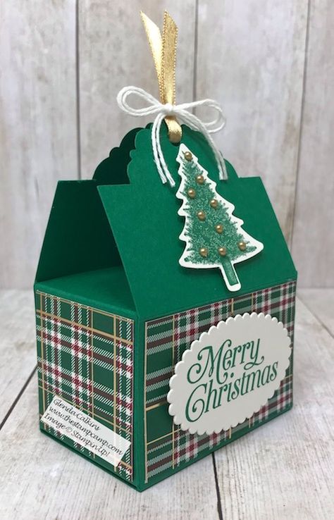 Christmas Gift Giving Ideas, Stampin Up Weihnachten, Fete Ideas, Gift Giving Ideas, 3d Crafts, Christmas Treats Holders, Stamping Crafts, Christmas Treats Boxes, Christmas Craft Fair