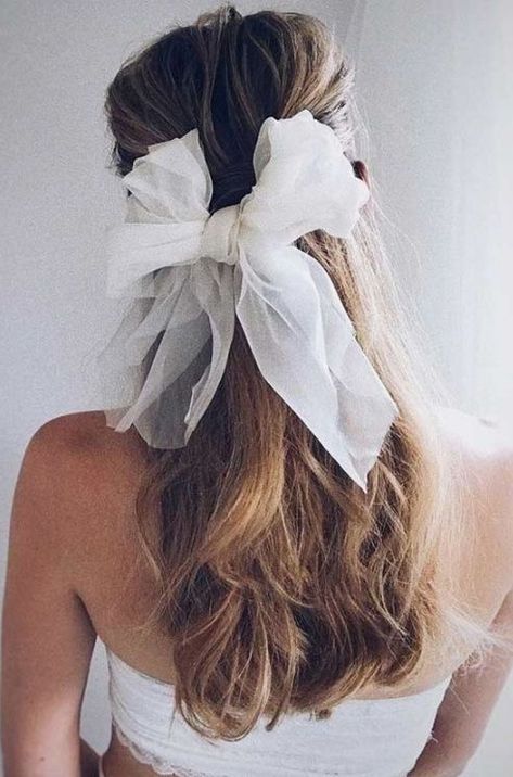 Modern Wedding Hair, Fab Mood, Chiffon Bow, Bridal Hair Inspiration, Half Up Half Down Hairstyles, Bride Headband, Bow Hairstyle, Beautiful Hairstyles, Wedding Hair Inspiration