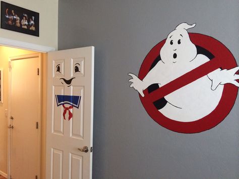 Boys Ghostbuster's room Ghostbusters Room Ideas, Ghostbuster Bedroom, Ghostbusters Bedroom, Ghostbuster Halloween, Real Life Minecraft, Gaming Room Bedroom, Ghostbusters Theme, Minecraft A, Ghostbusters Party