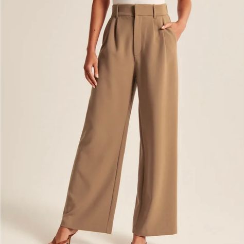 Tailored Wide-Leg Pants. Short Length. Made In China. Size Is 3x But Fits Like A 12/14. Fabric Is Soft. Casual Weekend Outfit, High Waist Wide Leg Pants, Estilo Chic, Korean Casual, Spring Fashion Trends, Suit Pants, Casual Trousers, Fall Fashion Trends, Women Pants Casual