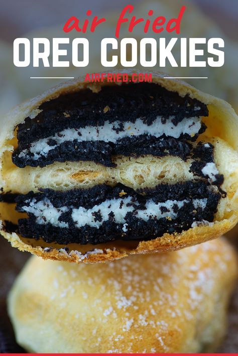 No one ever has to know how easy these air fryer Oreos are! They taste like the kind you get at a carnival or fair! #airfryer #cookies #Oreo #recipe Air Fryer Oreos, Deep Fried Oreo, Fried Oreo, Airfryer Recipe, Sweet Fries, Recipe Air Fryer, Oreo Cookie Recipes, Fried Oreos, Recipe Cookies