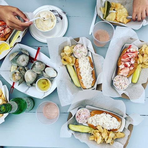 Lobster roll at Mcloons lobster shack: Christina Skogly Knowlton on Instagram: “Lunch. #knowltonroadtrip” Lobster Shack, Lobster Roll, Fresh Rolls, Rolls, Ethnic Recipes, On Instagram, Instagram