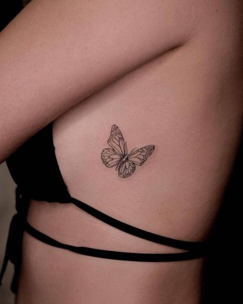 Butterfly Rib Tattoo. Fine Line Butterfly Tattoo, Line Butterfly Tattoo, Fine Line Butterfly, Tattoo Papillon, Tattoo Under Breast, Line Butterfly, Rib Tattoos For Women, Small Butterfly Tattoo, Healing Tattoo