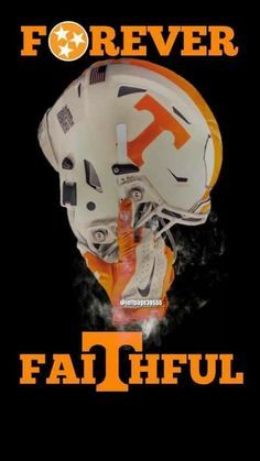 Tennessee Vols Wallpaper, Tennessee Tattoo, Tn Vols Football, Tn Girl, University Of Tn, Tn Football, Ut Football, College Football Helmets, Rocky Top Tennessee