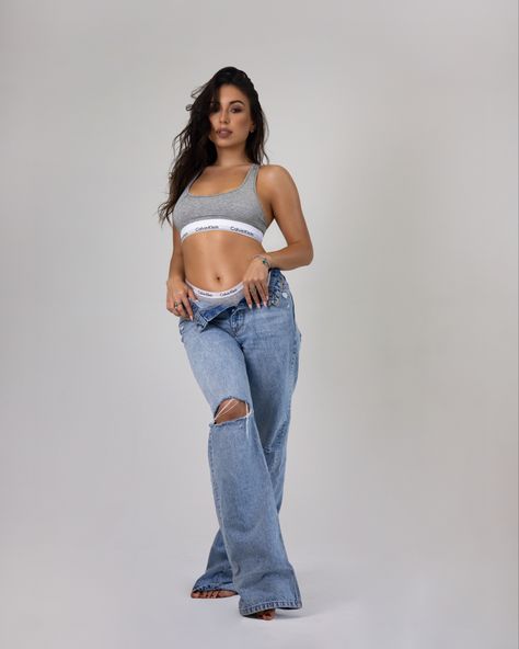 All Denim Outfit Photoshoot, Bodysuit And Jeans Photoshoot, Womens Calvin Klein Photoshoot, Boyfriend Jeans Photoshoot, Calvin Klein Bra And Jeans Photoshoot, Calvin Klein Studio Photoshoot, Jeans And Calvin Klein Photoshoot, Studio Photo Shoot Outfit Ideas, Bra And Jeans Outfit Photoshoot